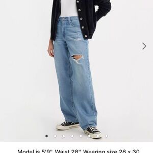 NWOT Levi baggy dad Jean